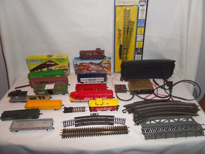 Large Lot HO Train Tracks Cars ROCK ISLAND Locomotive TYCO Power Pack MORE!