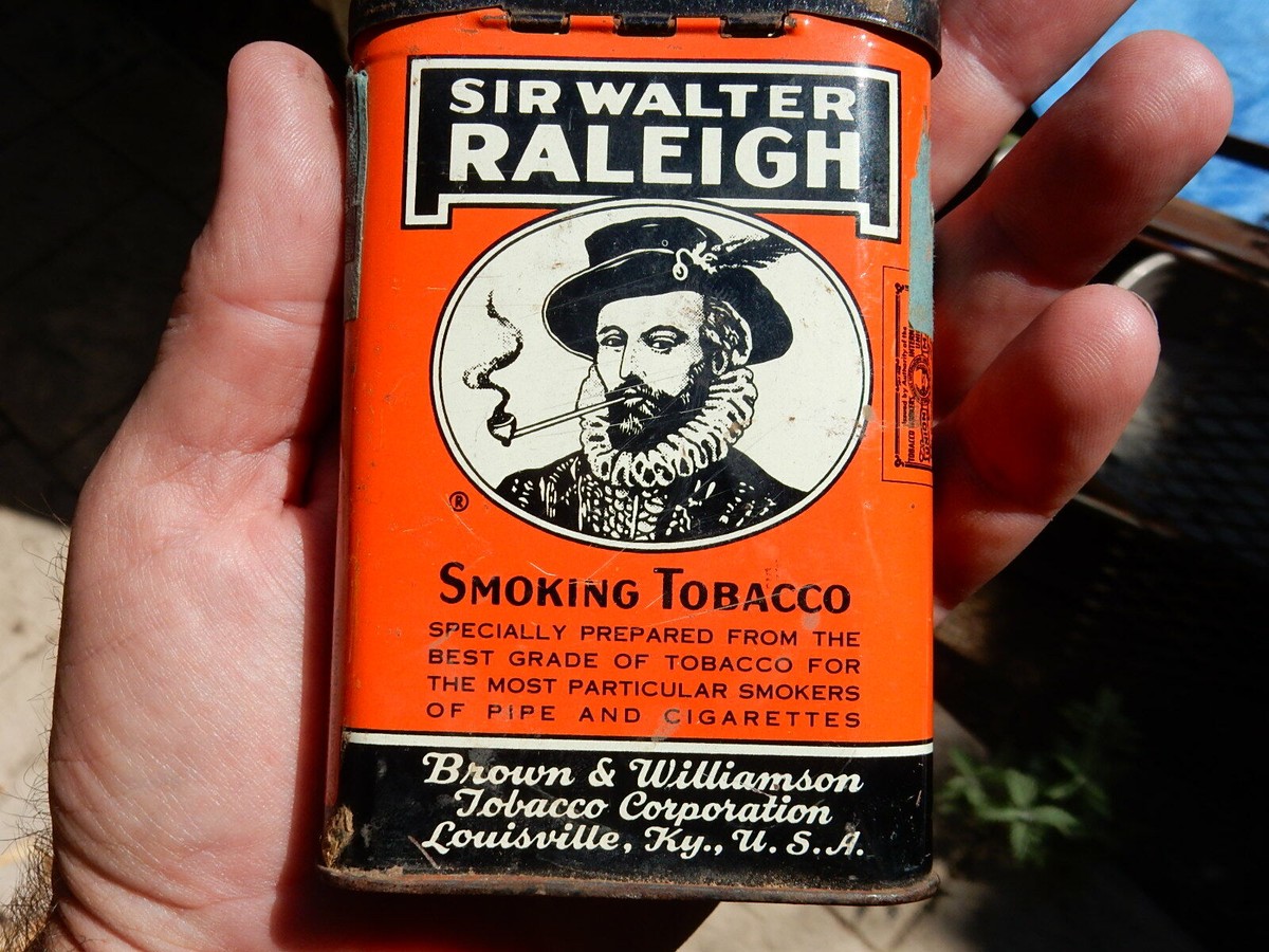 SIR WALTER RALEIGH TIN TOBACCO CAN PIPE VINTAGE OLD CIGARETTE SMOKE AD VNT 