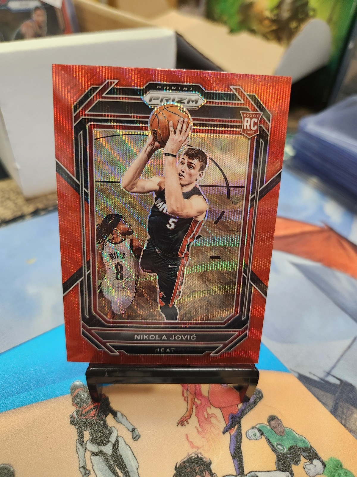 2022-23 Panini Prizm #236 Nikola Jovic Prizms Red Sparkle