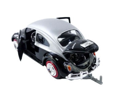 RARE! Motormax 1:24 Volkswagen Beetle Diecast Black/Silver W