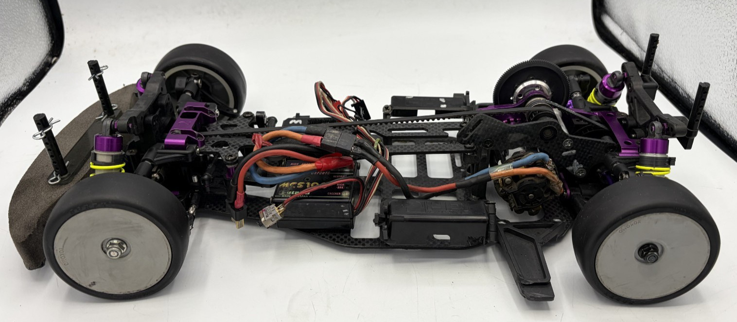 For parts HPI RS4 PRO2 carbon chassis with ESC and motor