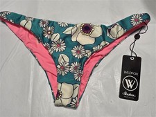 NWT WILDFOX M Green Daisy 60's Floral Reversible Bikini Bottoms Swim 134376