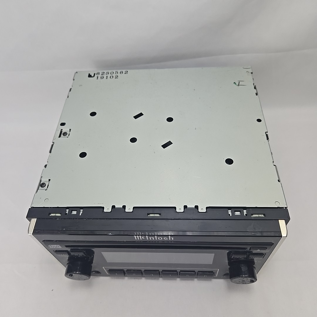 McIntosh PF-40251 Car Audio System CD/MD Player for Subaru sound