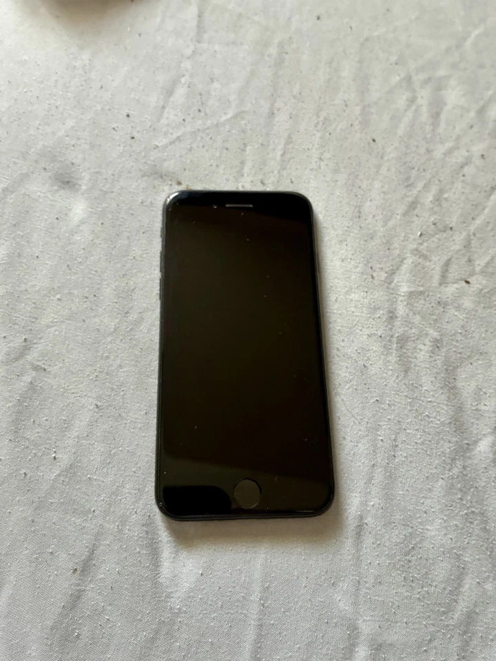 iPhone SE, photo 1 sur 5