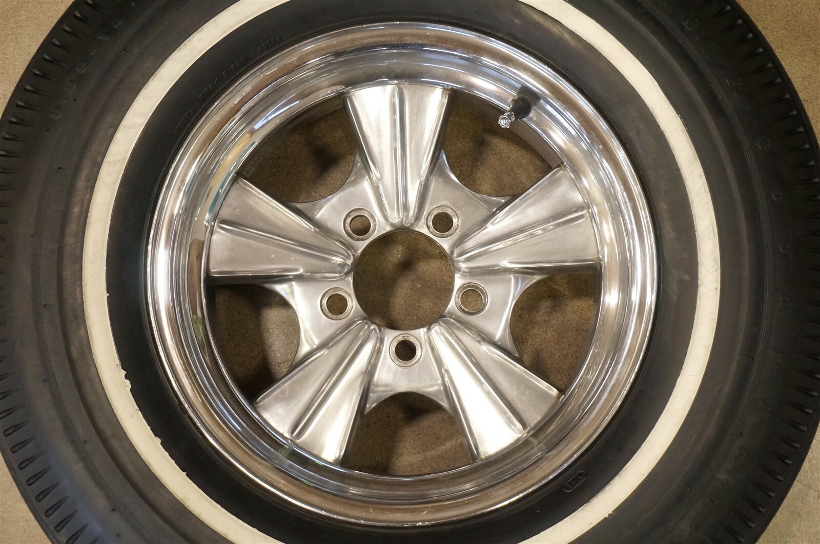 Mickey Thompson 14 x 6 Vintage Wheel 5 on 4.5 Bolt Pattern | Silver | 8 ...