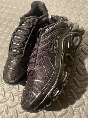 Nike Air Max Plus GS Triple Black CD0609 001 Youth Size 6.5 Womens