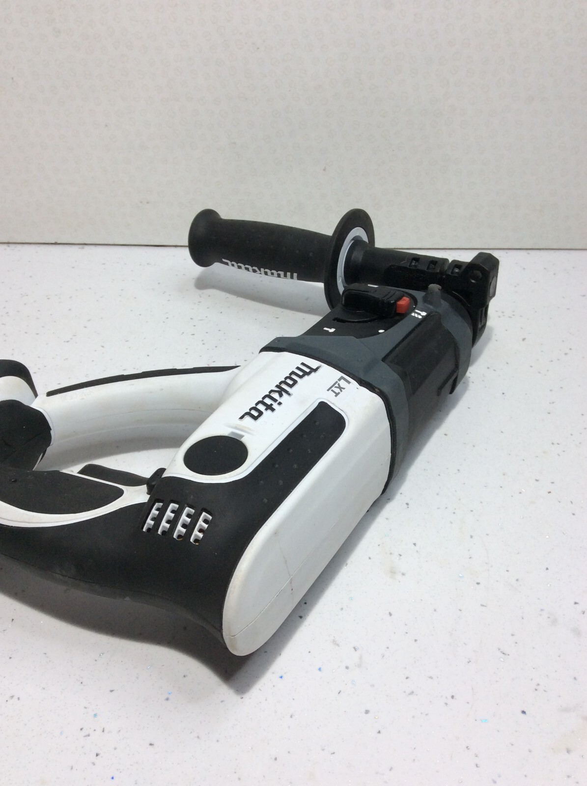 MAKITA DHR202 18v LXT Cordless SDS Rotary Hammer Drill (2022.9)+6.0Ah