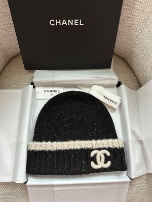 MIB 100%AUTH Chanel 22K Black/Ecru Cashmere/Silk Beanie Hat