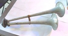Vintage Trumpet Chrome Air Horns