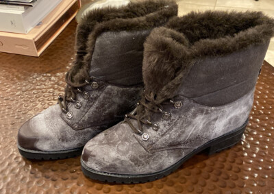 easy spirit neeko casual ankle booties