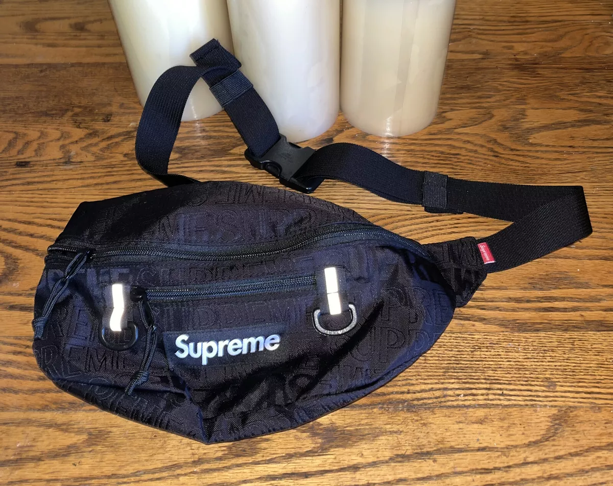 supreme fanny pack on body