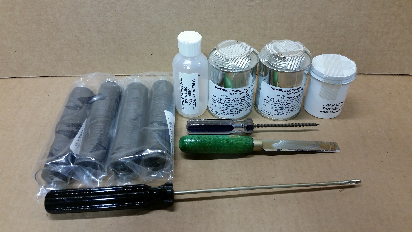 Military Tubeless Tire Repair Kit Barnes M100 NOS 2640009226921 for