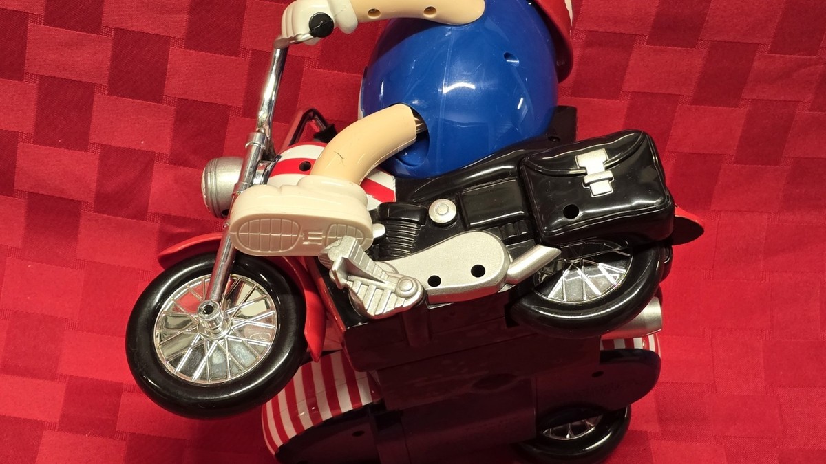 M&M's Collectible Figures Blue Motorcycle w/ Sidecar & Yellow