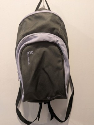 Quechua Arpenaz 10 Hiking Daypack Backpack Gray Black 10L Lightweight Travel