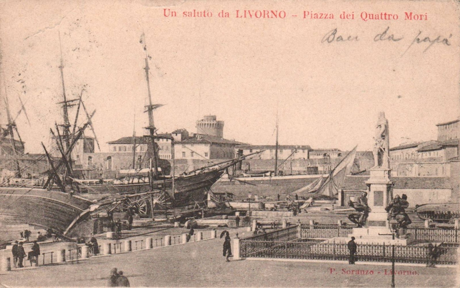 Livorno saluti con Piazza dei Quattro Mori F. Piccolo spedita