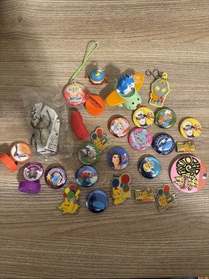 Pokemon Naruto Doraemon Japanese Toys Pins Lot