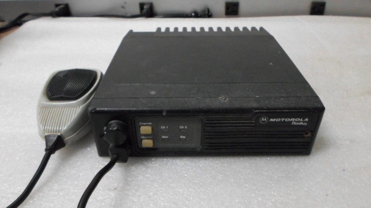 Motorola D43LRA73A5BK Radius 45 Watt 2-Channel VHF Radio | eBay