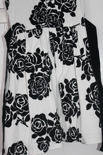 Girl Sz12 NWT Sleeveless Black and White Flower dress by Sweet Heart Rose - Picture 6 of 7