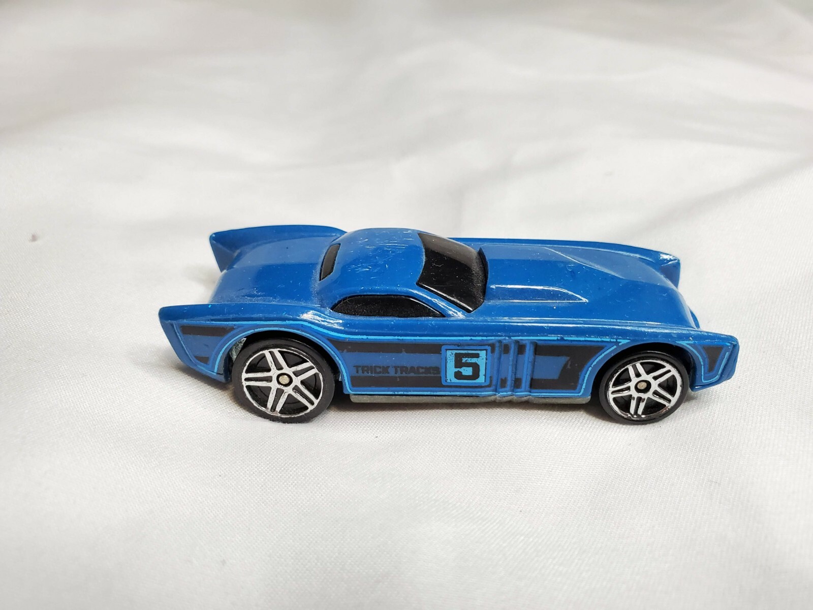 Picture 1 of 6