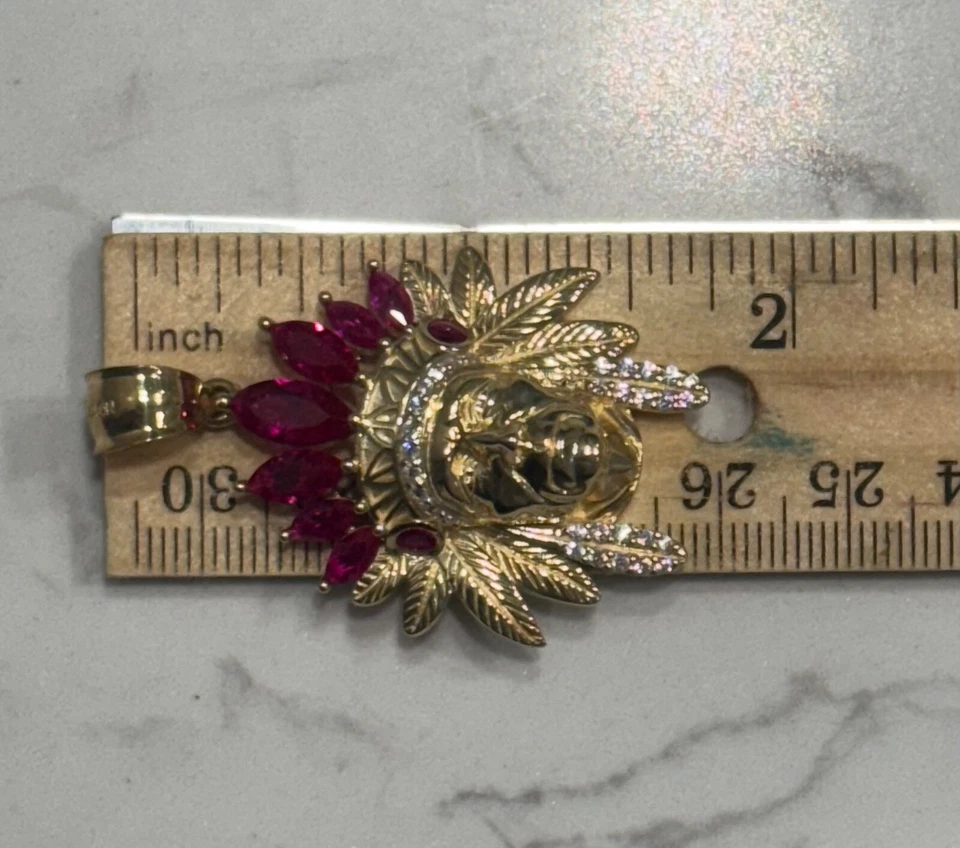 10k yellow Gold Native Chief pendant with stones - Image 3 of 4