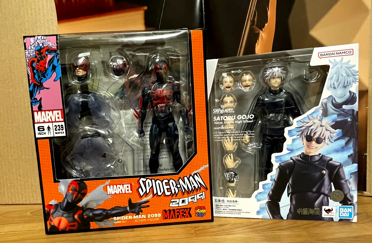 MAFEX Spider-Man 2099 & S.H.Figuarts Jujutsu Kaisen Gojo
