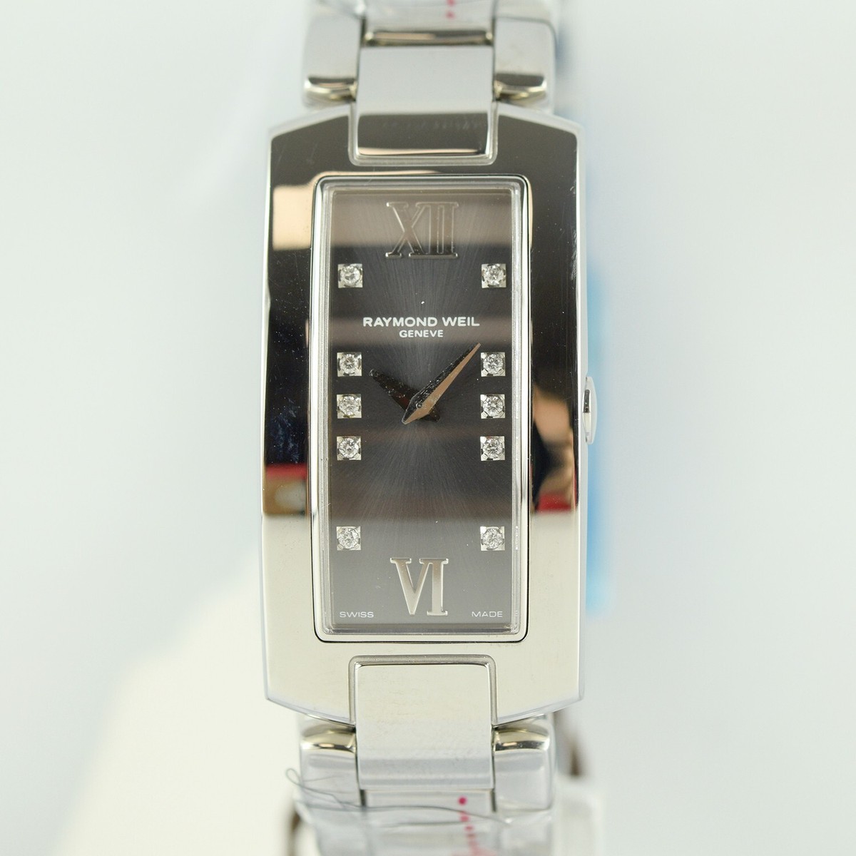 Raymond Weil Shine 1500-ST-00785: A Grey Diamond Dial For The Discerning  Woman