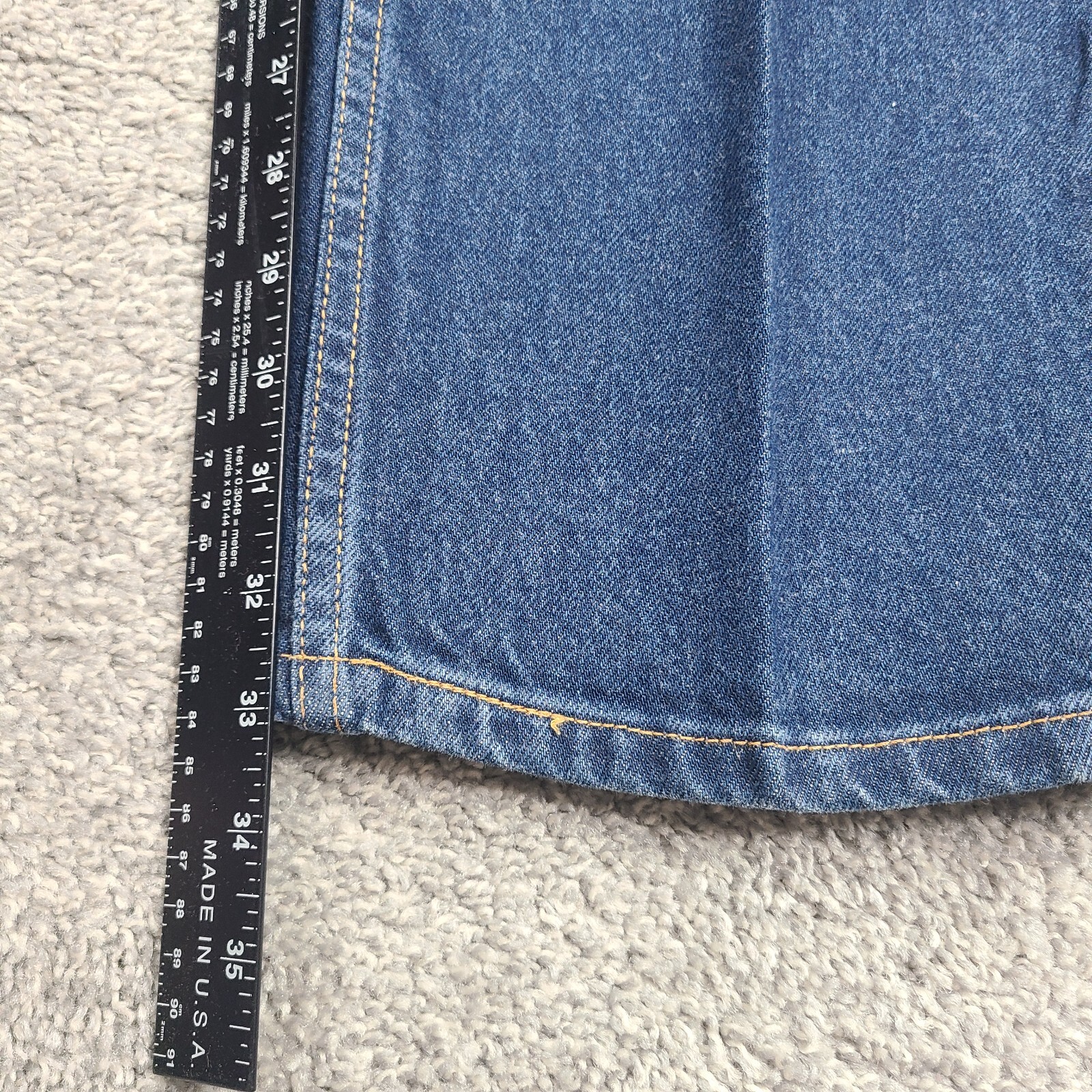 Levi's 505 Jeans Men's W36 x  L32  Straight Leg Blue Demin Red Tag Zip Fly thumbnail 10