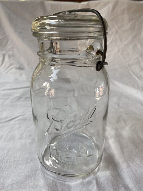 Wire bail canning jars