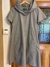 OMEN Thomas I Punkt Kleid mit Taschen und Kap...