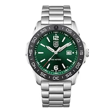 Luminox Pacific Diver XS.3137 Mens Watch 44mm Dive Watch in Silver/Green