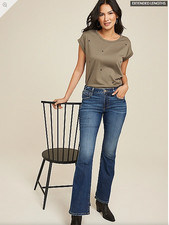 NWT maurices Everflex  Dark Mid Rise Flare Jean