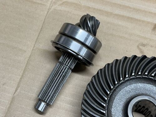 Kubota BX2200 K2561-90100 Transmission Rear Differential Bevel Gear Assembly - Picture 2 of 4