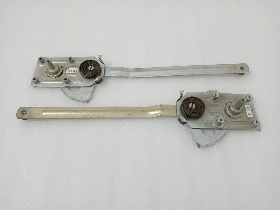 Front Left & Right Door Window Winder Mechanism Regulator Morris Minor Oxford Foto 2 de 4