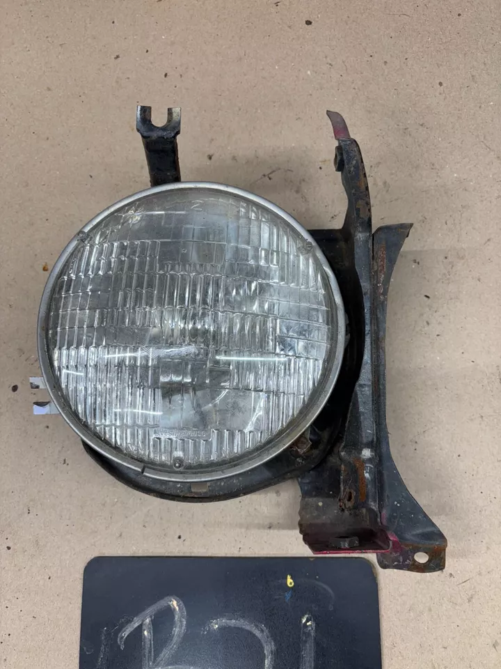 1966 1967 66 67 NOVA CHEVY 2 II HEADLIGHT MOUNT BRACKET AND BUCKET USED OEM OE - Image 2 of 4