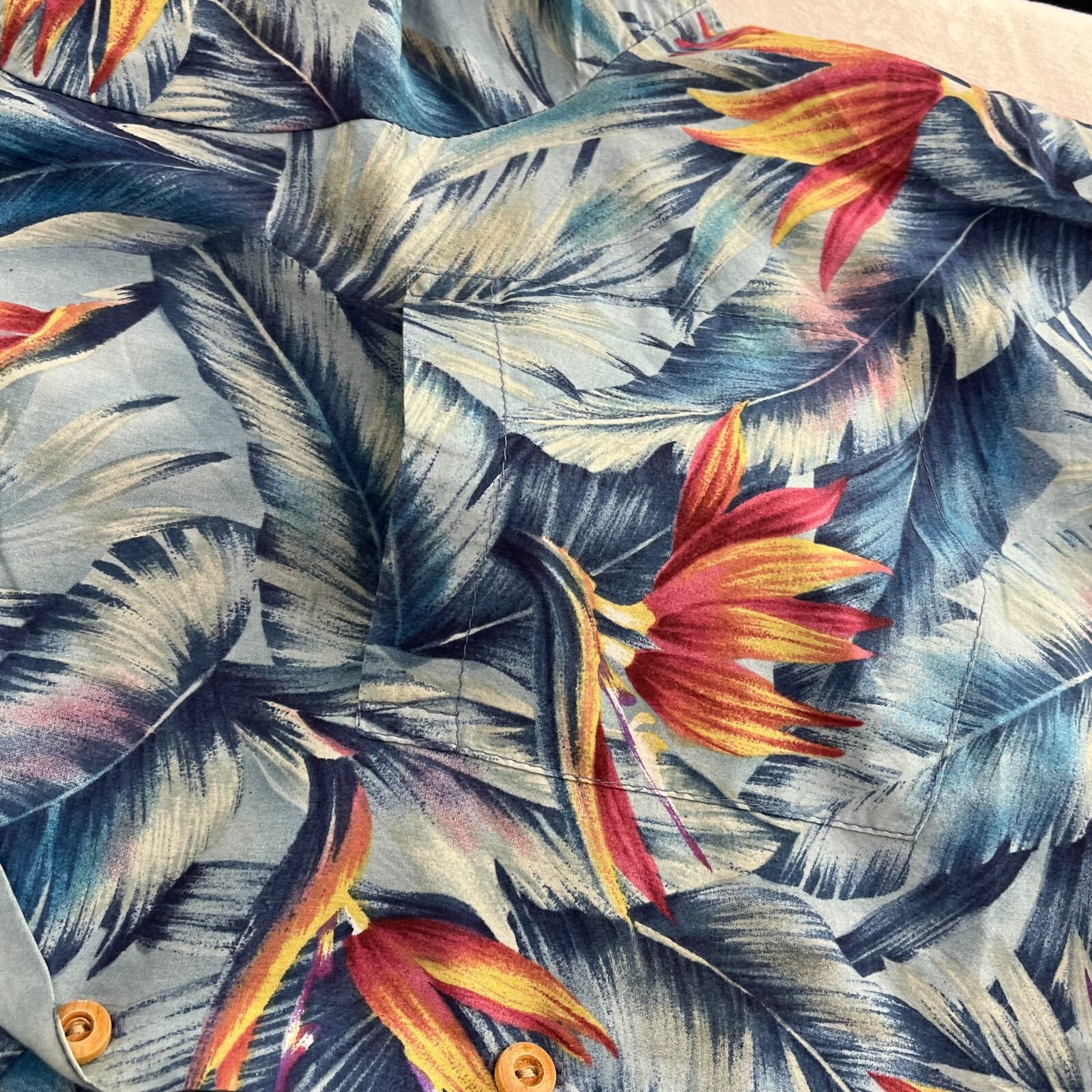 Paradise Found Mens Cotton Lawn Floral Print Hawaiian Button Up Shirt Medium