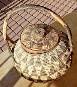 southern highlands Papua New Guinea woven basket, vintage