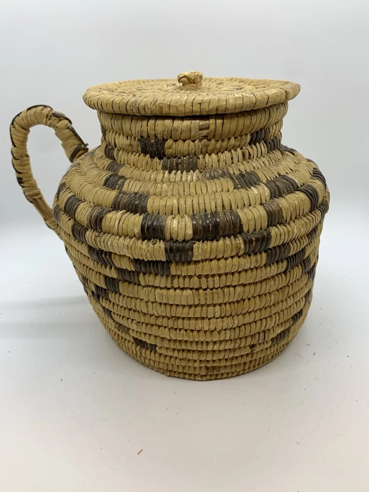 Handcrafted Apache Native American Indian Tea Pot - Image 2 of 4
