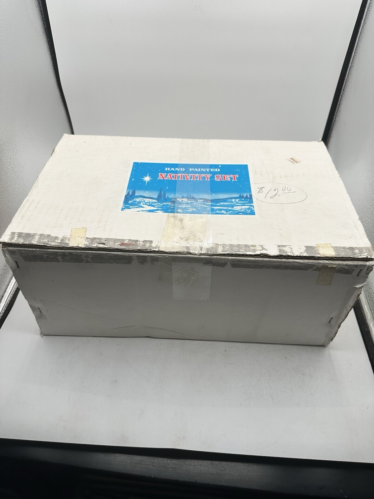 Vintage Hand Painted 11 Piece Nativity Set With Crèche Japan Original Box