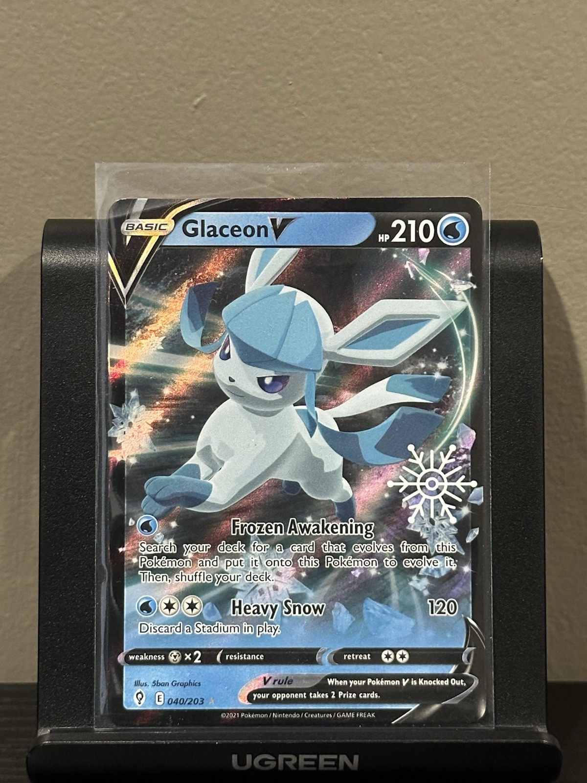 Pokémon Evolving Skies Glaceon V 040/203 Holiday Calendar Stamped Promo NM