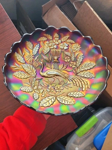 Pretty Purple Northwood Carnival Glass Peacock & Urn Large Ice Cream Bowl