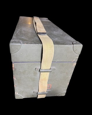 Original WWII US Army Signal Corps TP-7Field Telephone Switchboard