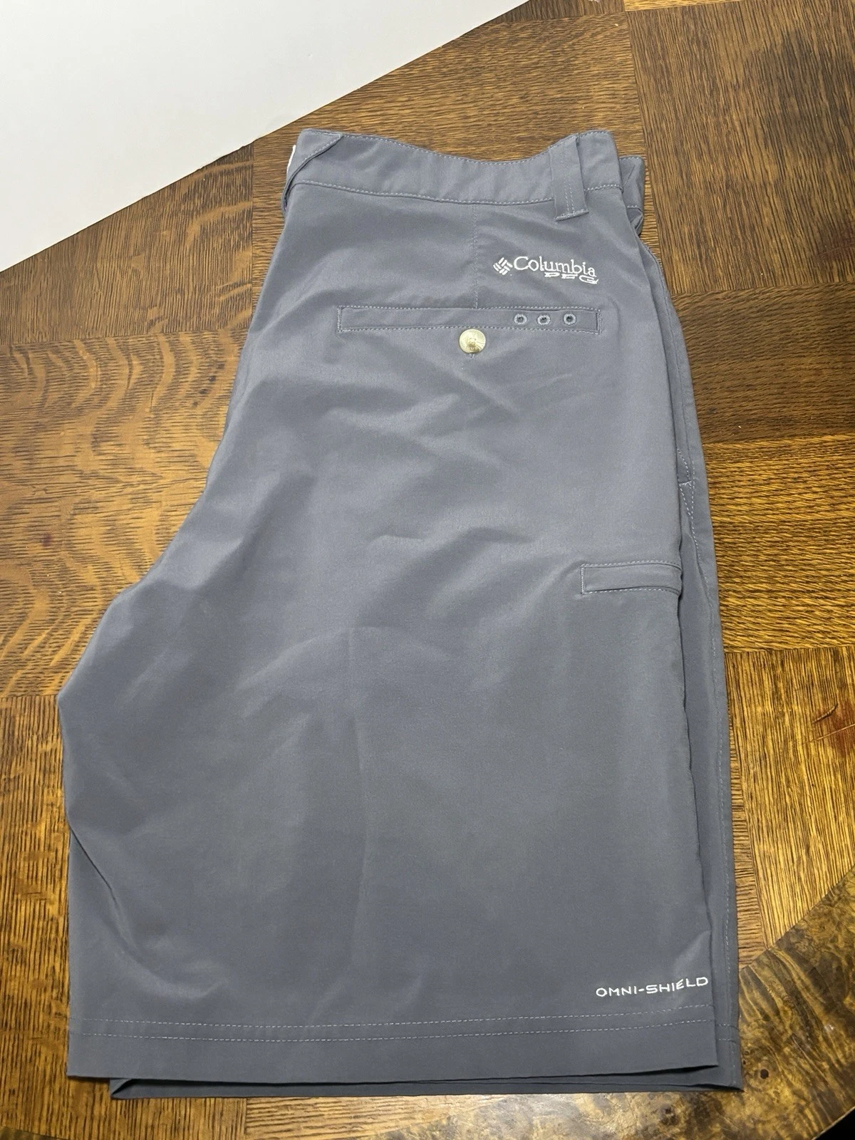 Columbia PFG Shorts Mens34W 10L Gray Stretch Quick Dry Cargo Zip Pocket fishing