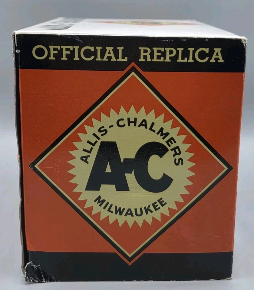 Allis Chalmers Monarch "35" Crawler Tractor - 1:16 Diecast SpecCast (SCT 200) - Image 4 of 4