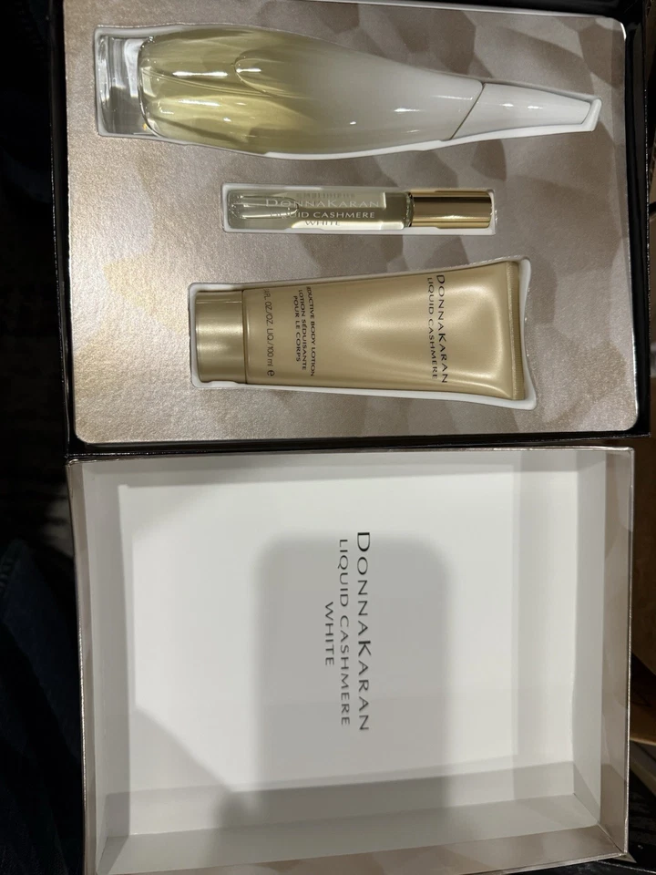 JUEGO DE REGALO DONNA KARAN CACHEMIR LÍQUIDO BLANCO CON EAU DE PARFUM SPRAY 100 ML NUEVO EN CAJA Foto 2 de 4