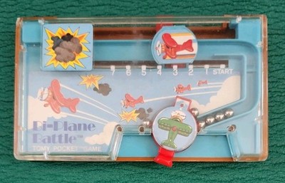 Vintage Tomy Pocket Handheld Game Bi-Plane Battle Shooting War Planes Pinball