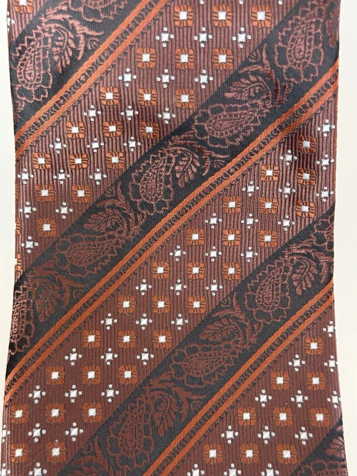 Marca Q - Bronce/paisley/rayas/geométrico Foto 2 de 3