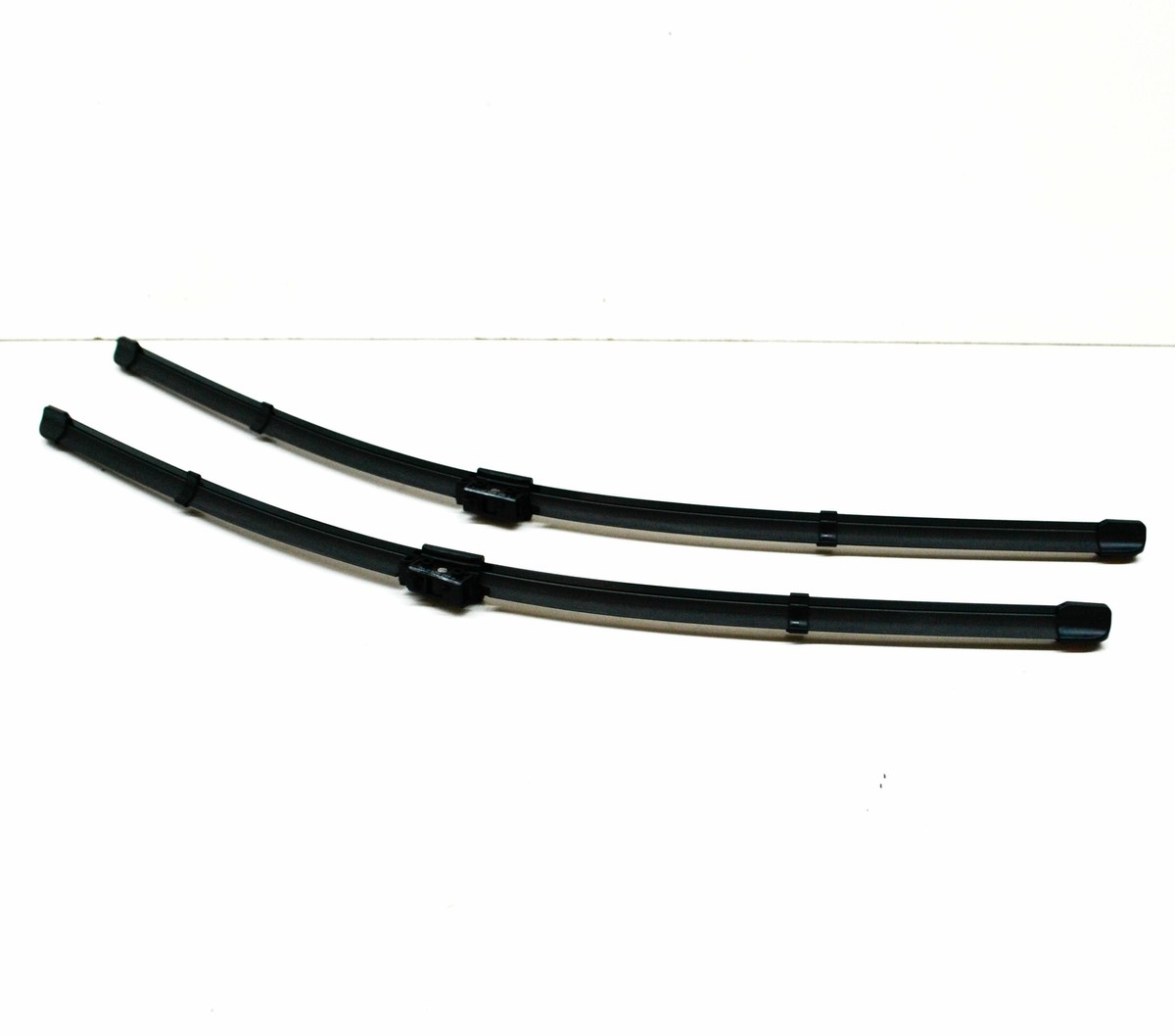 MB E T-Model S213 Front Windscreen Wiper Arm Blades LHD
