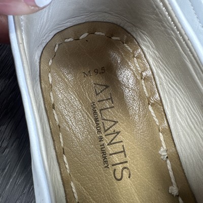 Atlantis Barefoot Shoes Mens 9.5 White Leather Loafers  display picture 1