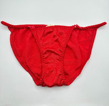Vtg Unbranded String Bikini Satin Panty M Red Polyester Embossed Bows At Front