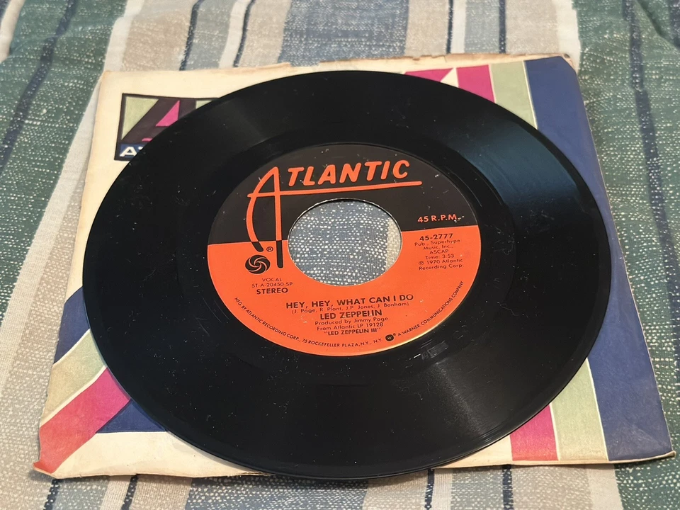 LED ZEPPELIN "IMMIGRANT SONG" /" HEY HEY WHAT CAN I DO" 45 (7”) MINT 1970 1stpre - Image 2 of 3